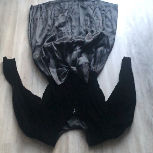 Velvet/Satin Black Dress - Picture 3 of 7